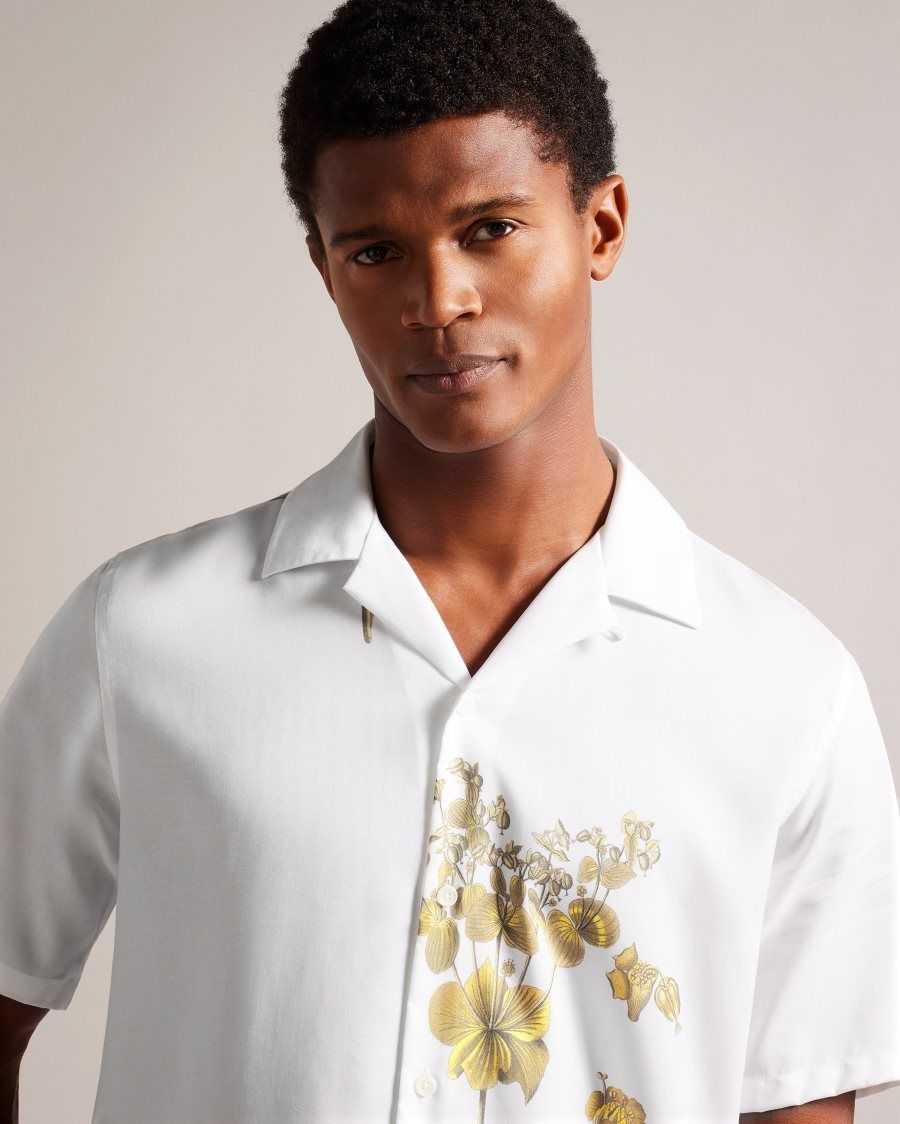 Ted Baker Bedmon Short Sleeve Botanical Print Shirt White | 2407583-BF