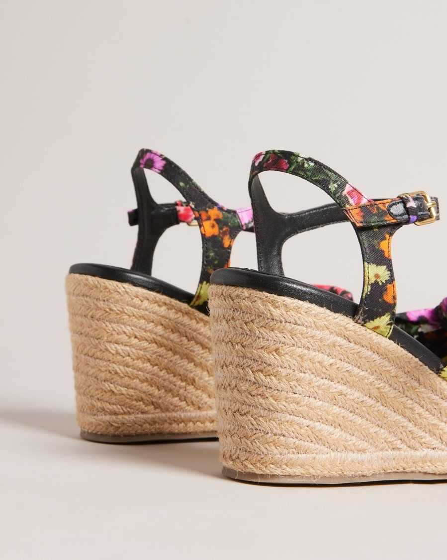 Ted Baker Cardima Floral Soft Knot Wedges Black | 4830561-DB