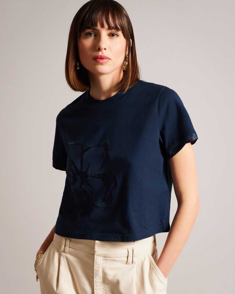 Ted Baker Carmyn Roll Sleeve Tee With Satin Stitch Magnolia Navy | 7349065-IB