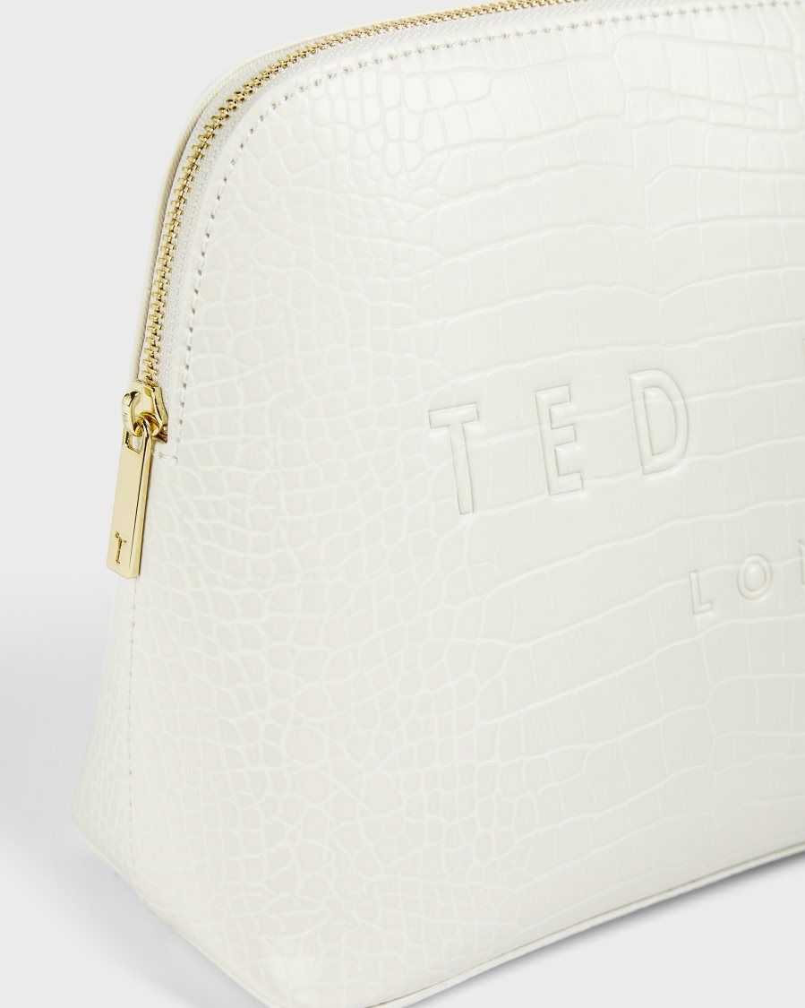 Ted Baker Crocana Croc Detail Debossed Washbag Nude | 0974853-AO