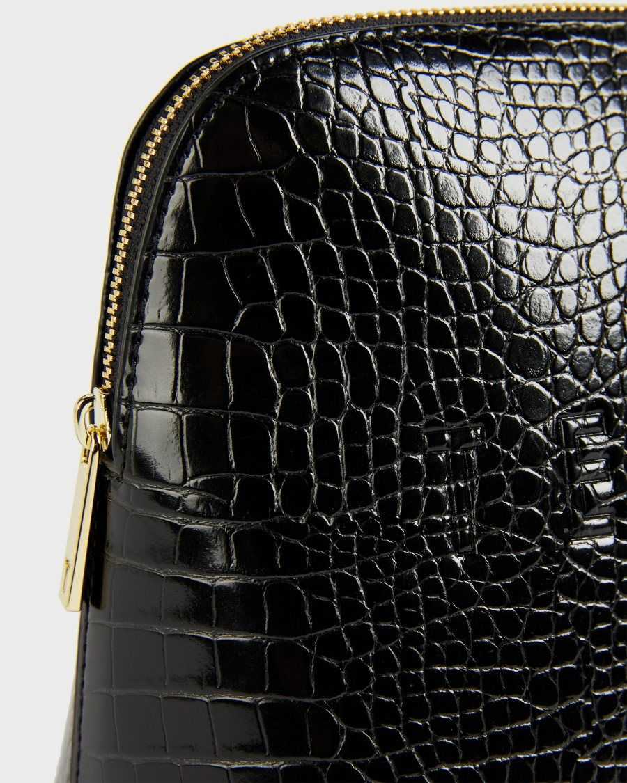 Ted Baker Crocana Croc Detail Debossed Washbag Black | 1428735-EQ