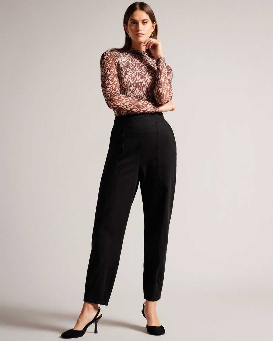 Ted Baker Eliona Barrel Trousers With Pin Tuck Detail Black | 7031258-WD