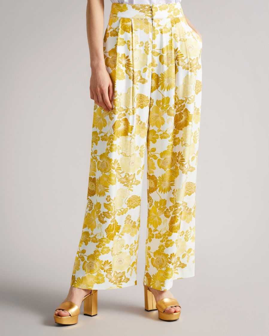 Ted Baker Ideline Pleated Wide Flood Length Trouser Yellow | 5719432-DI