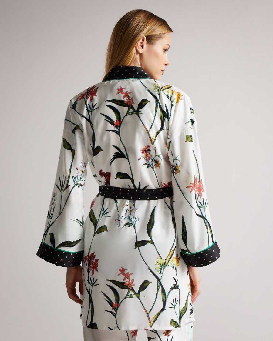 Ted Baker Ivyai Floral Robe White | 4820693-ZX