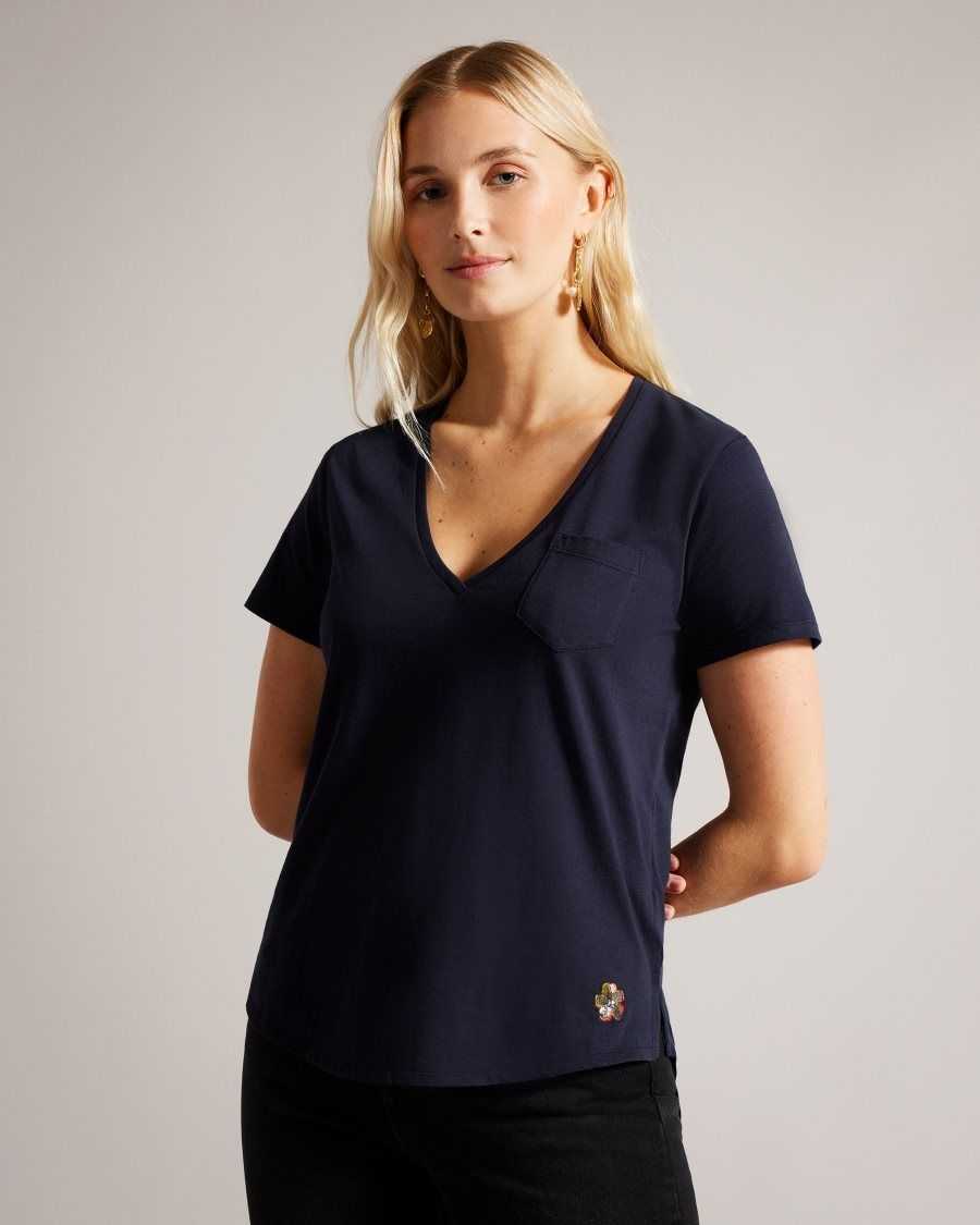 Ted Baker Lovage Easy Fit V Neck T Shirt Navy | 0465291-OR