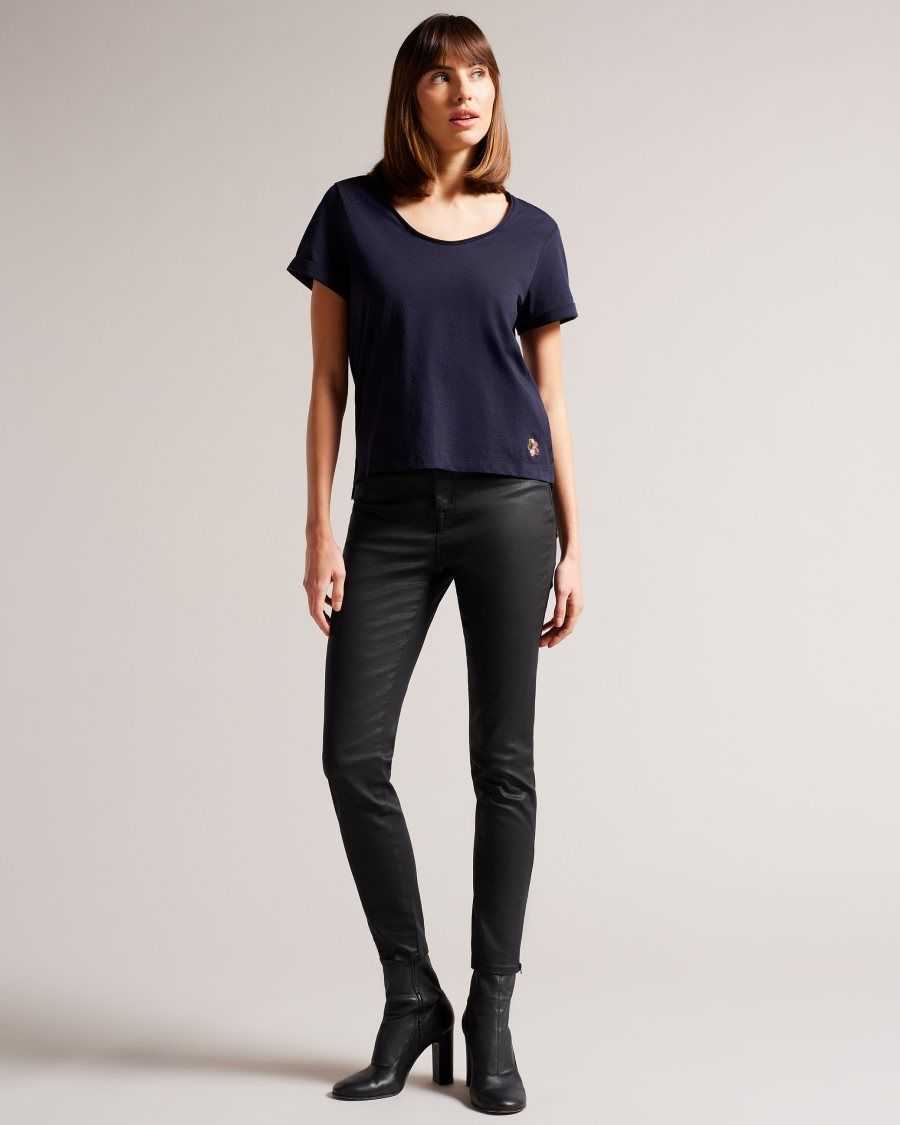 Ted Baker Miarna V Neck Easy Fit Tee Navy | 2539786-VR