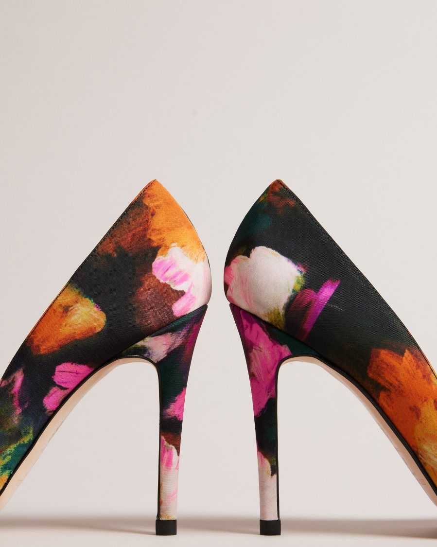 Ted Baker Ryoh Art Print Heeled Court Shoes Black | 0283549-GV