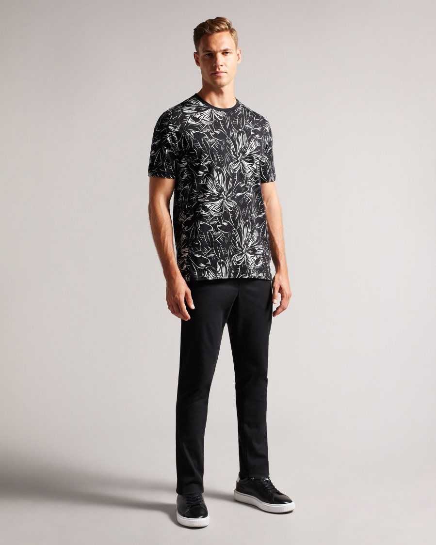 Ted Baker Vennel Short Sleeve Oversized Floral T Shirt Black | 8361702-BE