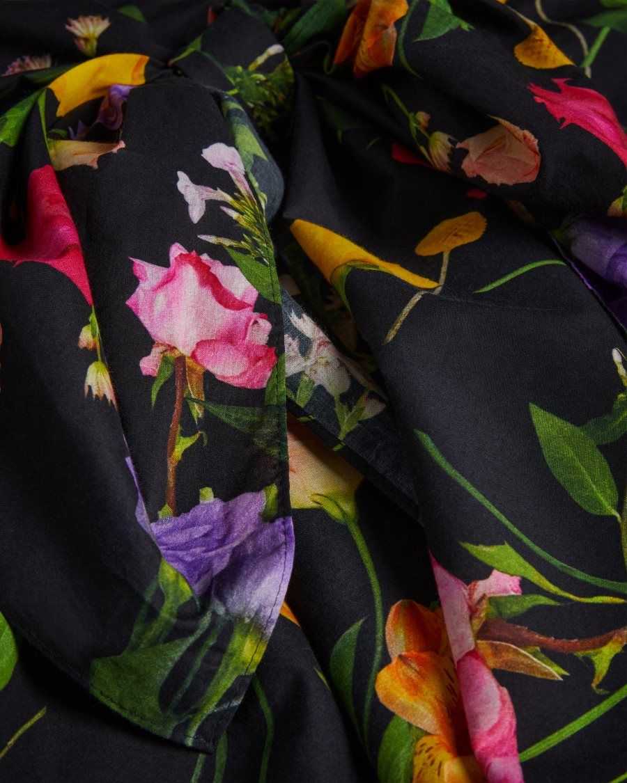 Ted Baker Wendyyy Floral Print Beach Sarong Black | 5473861-AW