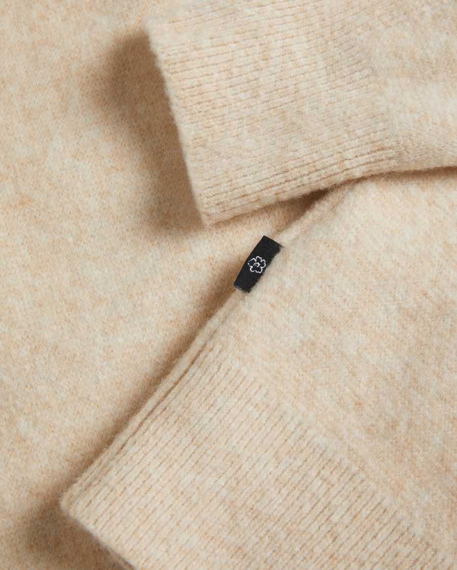 Ted Baker Wolffia Regular Fit Half Zip Fleece Natural | 2394780-RU