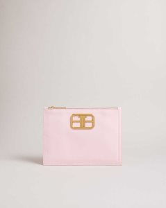 Ted Baker Tikila Statement Hardware Clutch Pale Pink | 5386417-FE